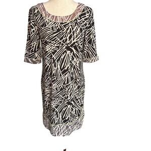 BCBG Maxazria Dress Women’s Size Medium Pullover Shift
